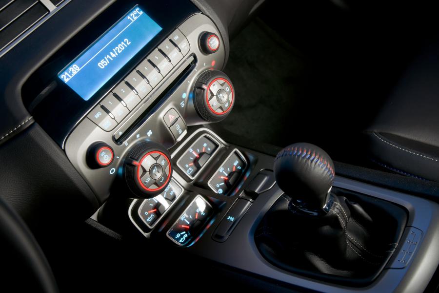  Chevrolet Camaro RS 45th Anniversary 2012 года  (EU) (фото 9 из 112)